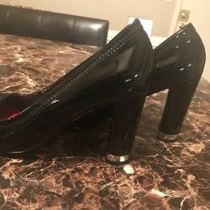 White House Black Market Pumps Black Patent Leathe